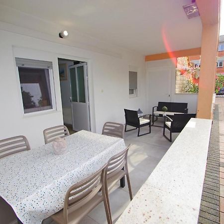 Apartment Pineta In Village Valbandon Extérieur photo